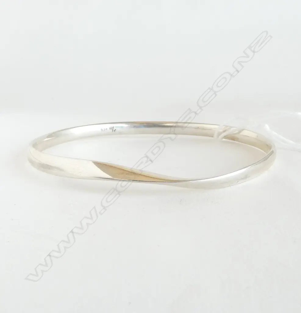 SILVER BANGLE 16.7 gms OF TWISTED DESIGN Image 1++