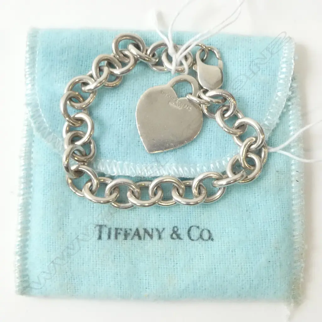 TIFFANY & CO. SILVER LINK BRACELET w. HEART CHARM & BAG, STAMPED,  (CD10691) Image 1++