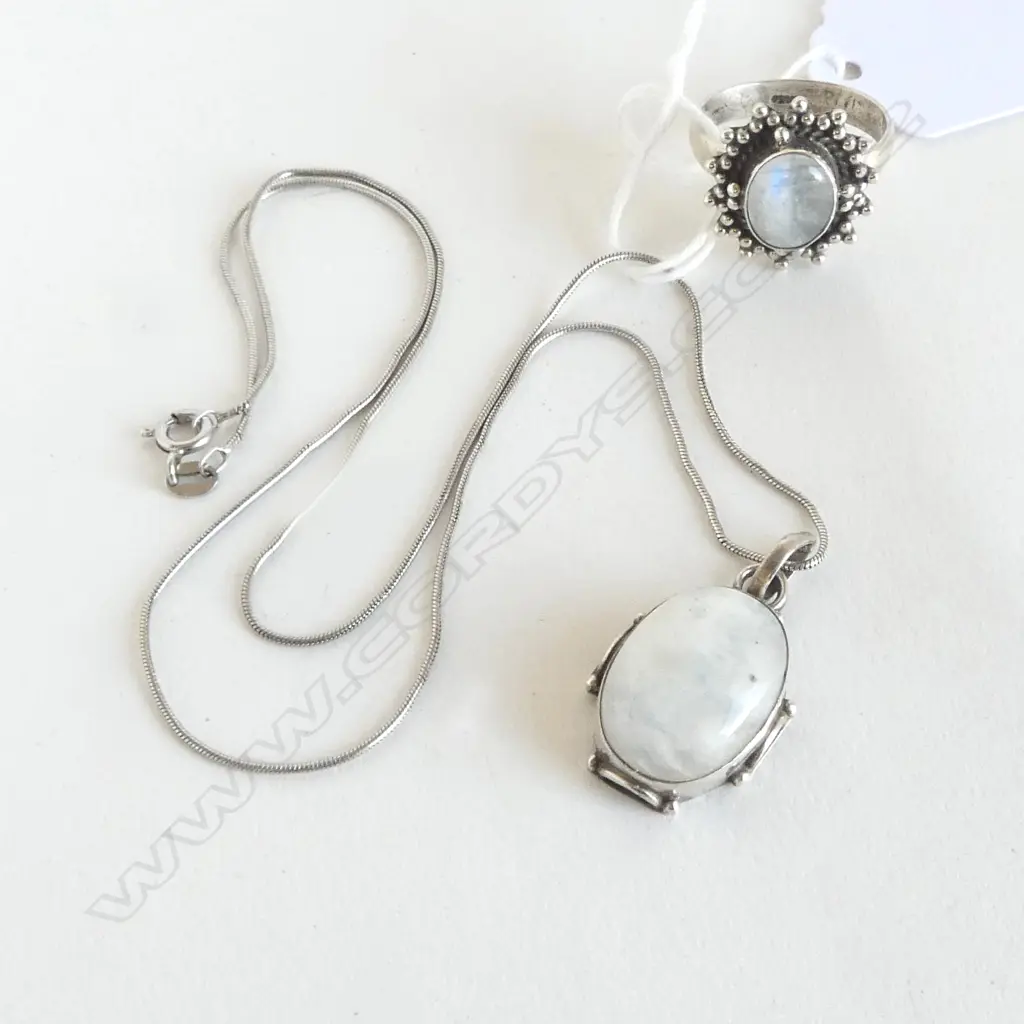 2 PCS; SILVER MOONSTONE PENDANT ON CHAIN & MOONSTONE RING size O Image 1++