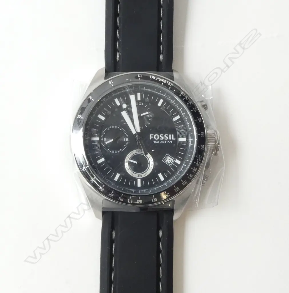 GENTS FOSSIL BRAND CHRONOGRAPH WRISTWATCH, NEW OLD STOCK Image 1++