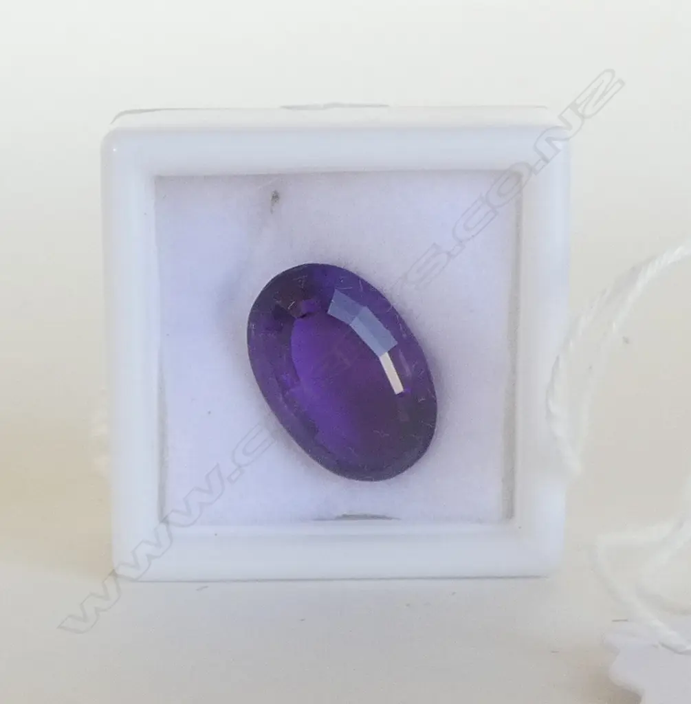 OVAL CUT AMETHYST, 6.7ct Image 1++