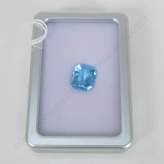 OCTAGON CUT BLUE TOPAZ, 15.75ct, w AIG REPORT