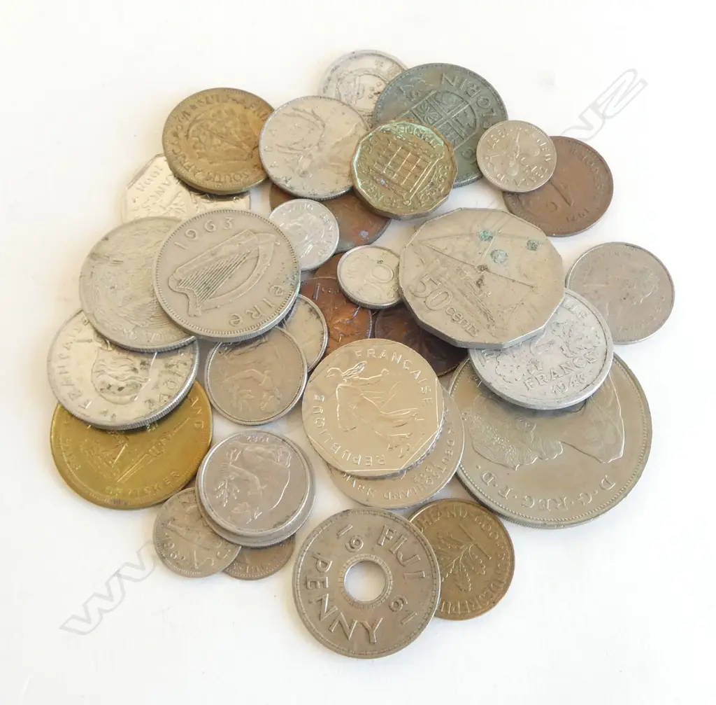 BAG WORLD COINS Image 1++