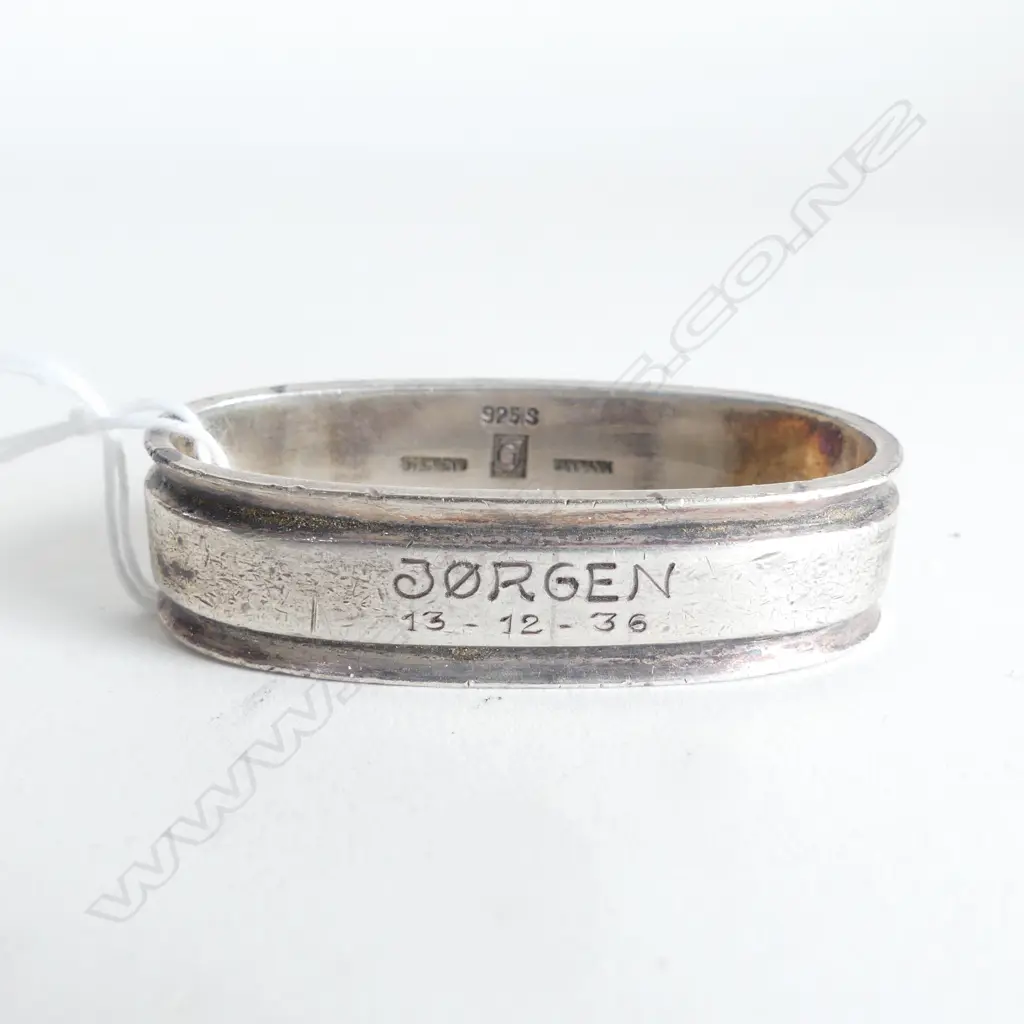 S/SILVER NAPKIN RING 37GMS Image 1++