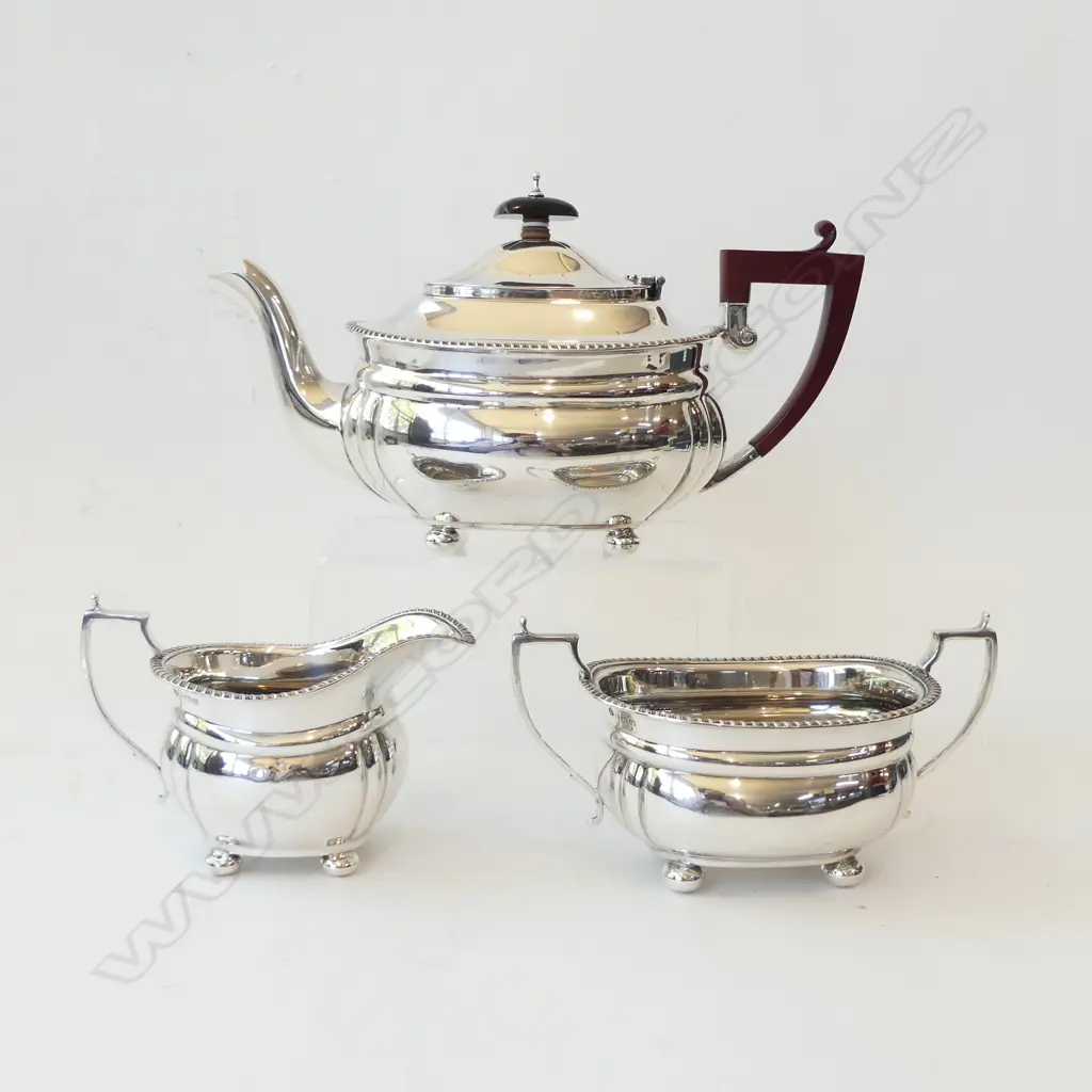 3 PCE STG SILVER TEASET, B'HAM 1945 909gms Image 1++
