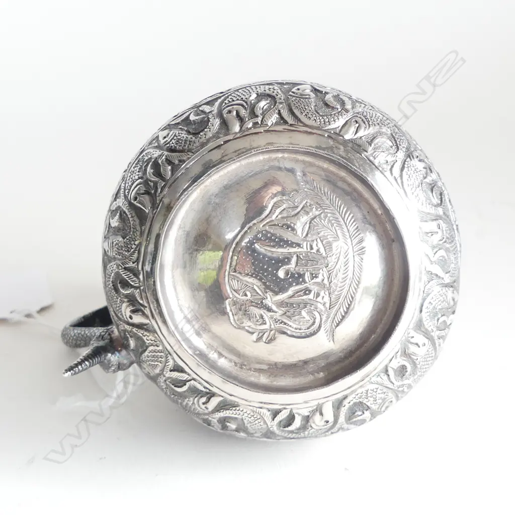 ANTIQUE INDIAN SILVER JUG & BOWL, TIGER & ELEPHANT ON BASES, 182gm (CD12872) Image 1++