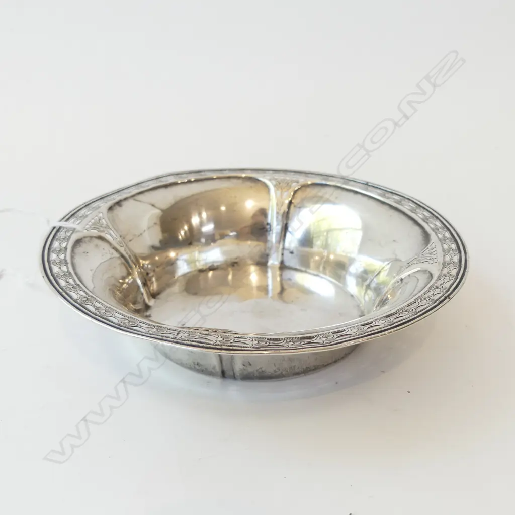 STERLING SILVER DISH, 155mm dia 81gms Image 1++