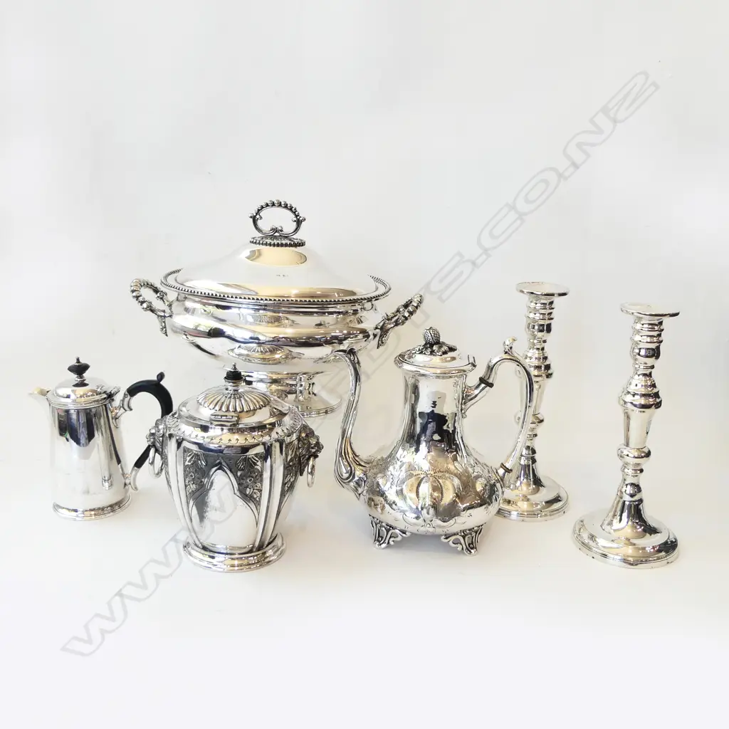 5 PCES EP; PR CANDLESTICKS H.250mm, TUREEN, 2 POTS, ICE BUCKET Image 1++