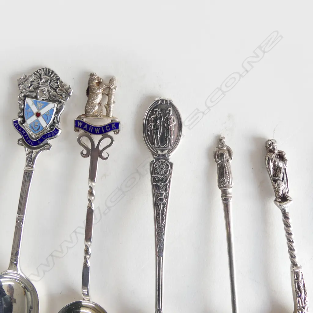 7 S/SILVER COLLECTORS SPOONS 127GMS Image 1++
