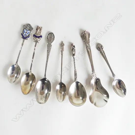 7 S/SILVER COLLECTORS SPOONS 127GMS