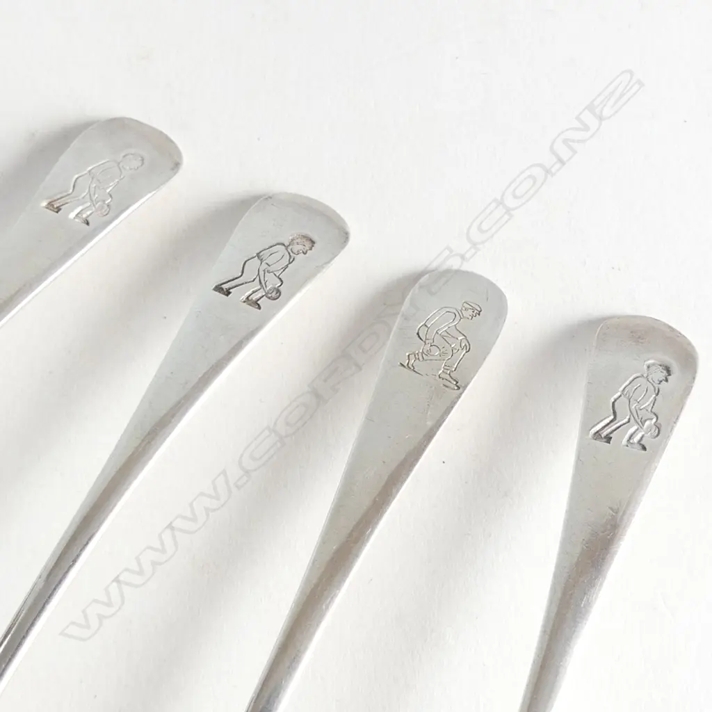 4 S/SILVER COFFEE SPOONS BOWLERS MOTIF 45GMS Image 1++