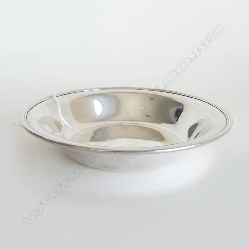 CONT CHILDS BOWL RUBBED MARKS POSSIBLY SILVER ? 146GMS Image 1++