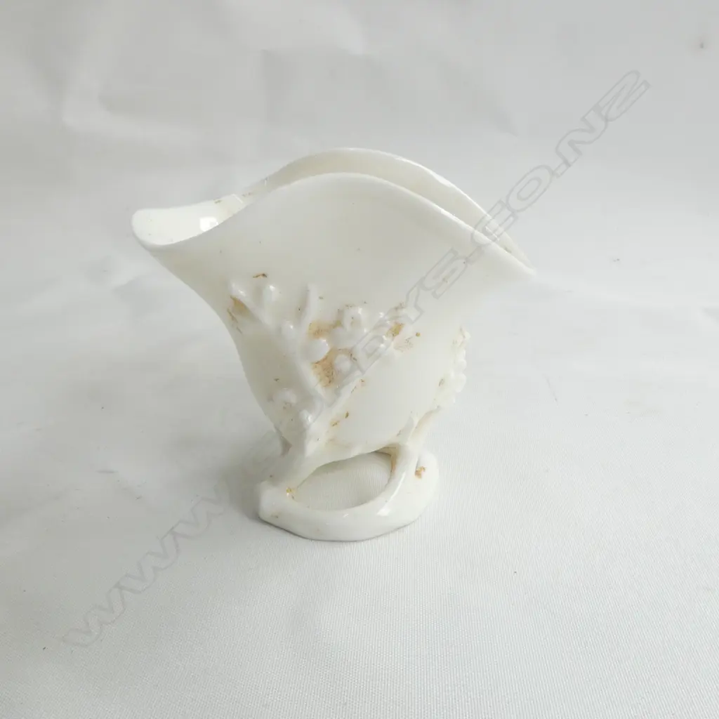 ORIENTAL WHITE PORCELAIN LIBATION CUP H.90mm Image 1++