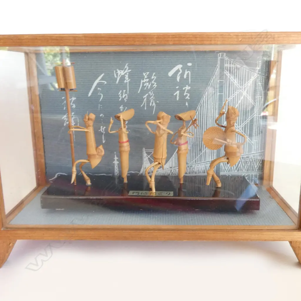 VINTAGE JAPANESE GLASS CASED BAMBOO FIGS IN RED CEDAR BOX, ROSEWOOD ABACUS IN CASE & 9 1950's JAPANESE RULERS Image 1++