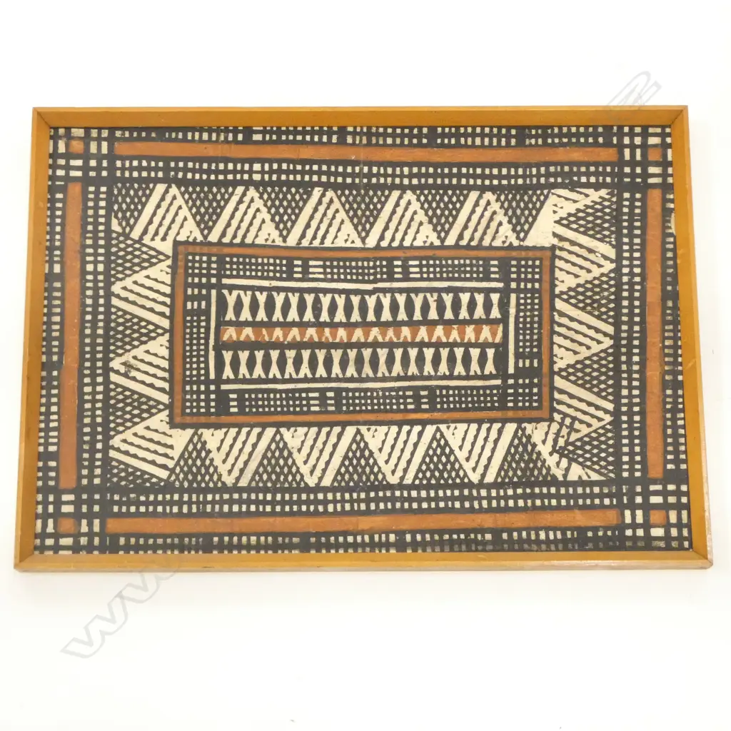 VINTAGE FRAMED FIJIAN TAPA PIECE geometric 480 x 340mm Image 1++