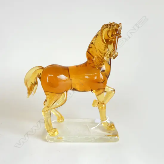 LG ART GLASS HORSE SCULPTURE W.210 H.250mm