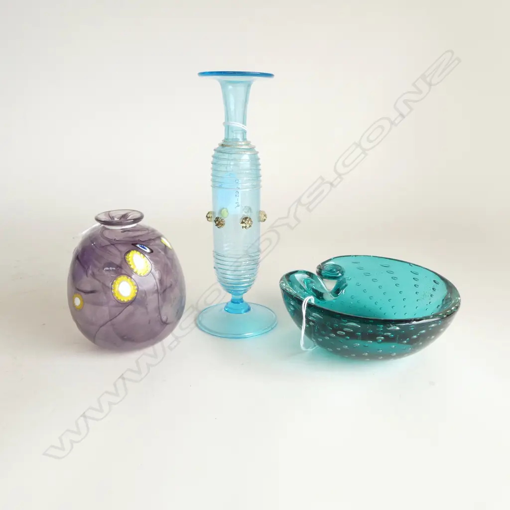 LYNETTE CAMPBELL ART GLASS VASE H.100mm w. 2 OTHER GLASS Image 1++