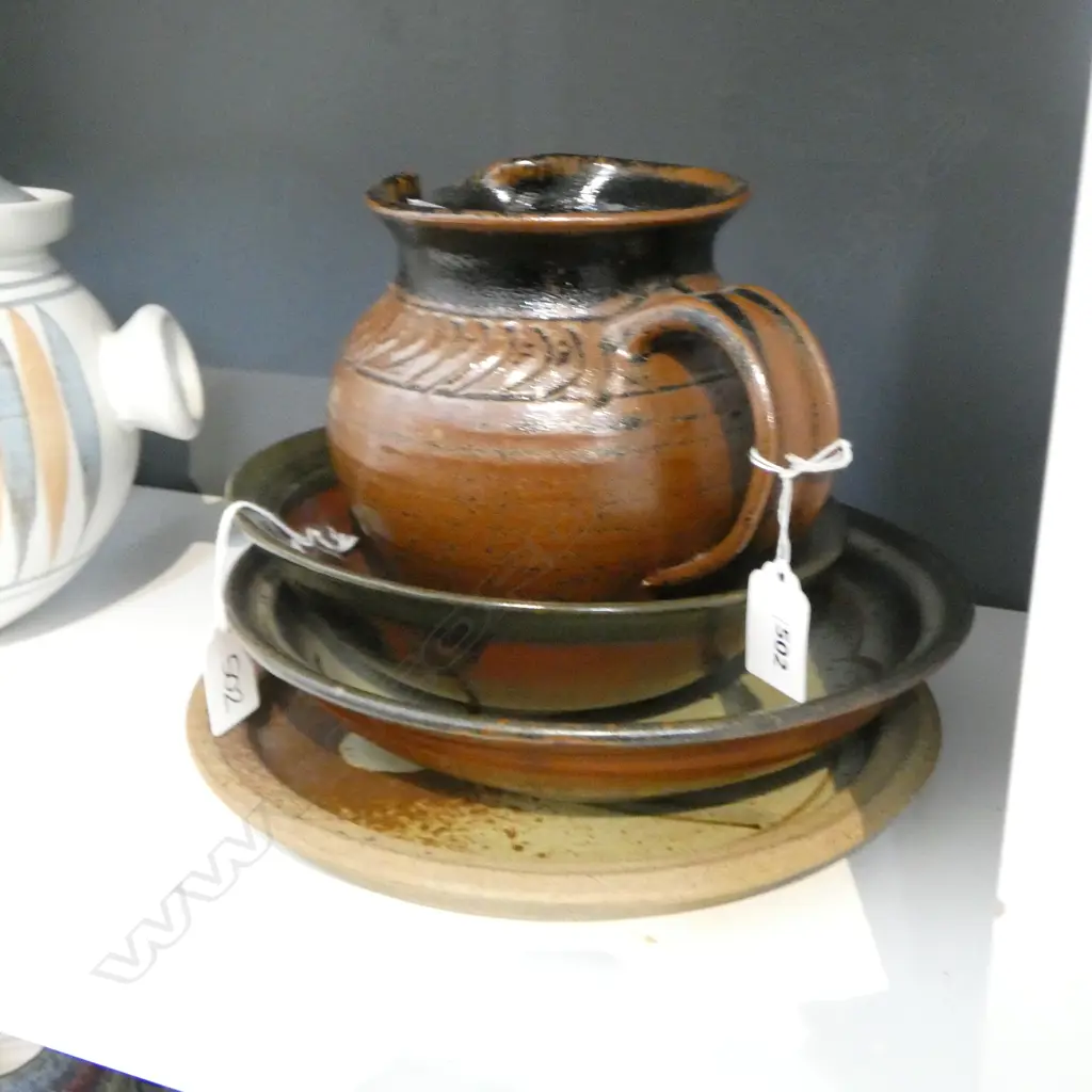3 PCES NZ STUDIO POTTERY UNMARKED w. MARKED TENMOKU GLAZE JUG H.140mm Image 1++