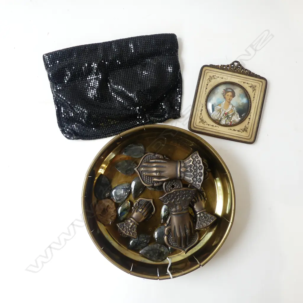 LABRADORITE CABOCHONS, 4 HAND CLIPS, BLACK MESH PURSE ETC Image 1++