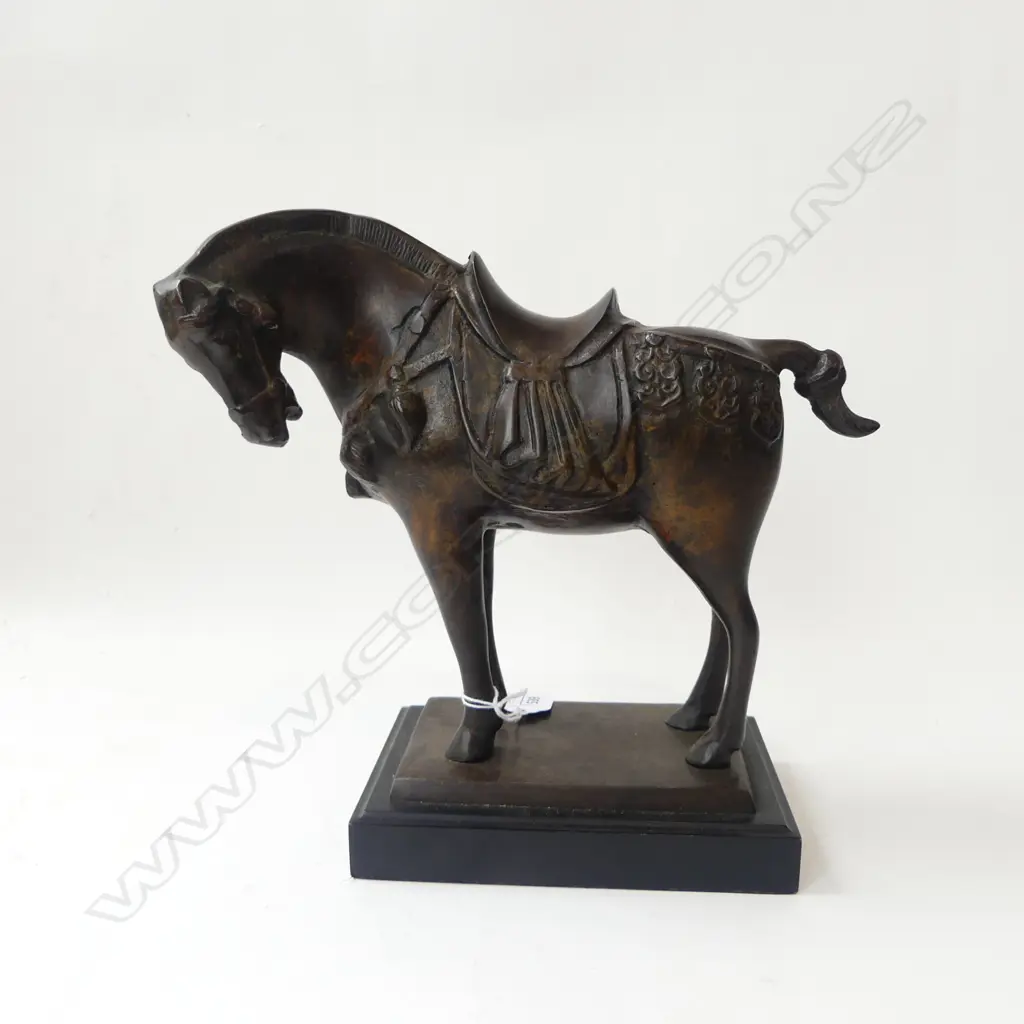 CHINESE BRONZE WAR HORSE ORNAMENT H.250mm Image 1++