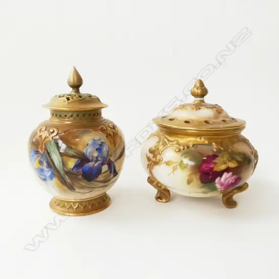 2 ROYAL WORCESTER LIDDED VASES H.130mm