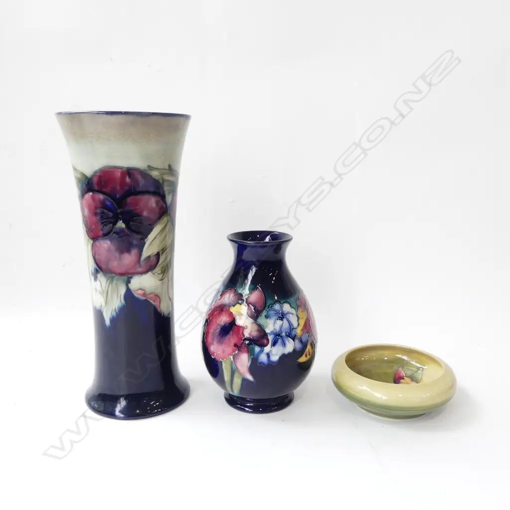 3 PCES MOORCROFT; 2 VASES (LARGER H.260 RIM AF), PIN DISH chip to base Image 1++