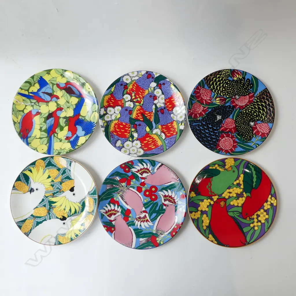 6  AUSTRALIAN BARBARA SWARBRICK HAND PAINTED BIRD PLATES DIA200MM Image 1++