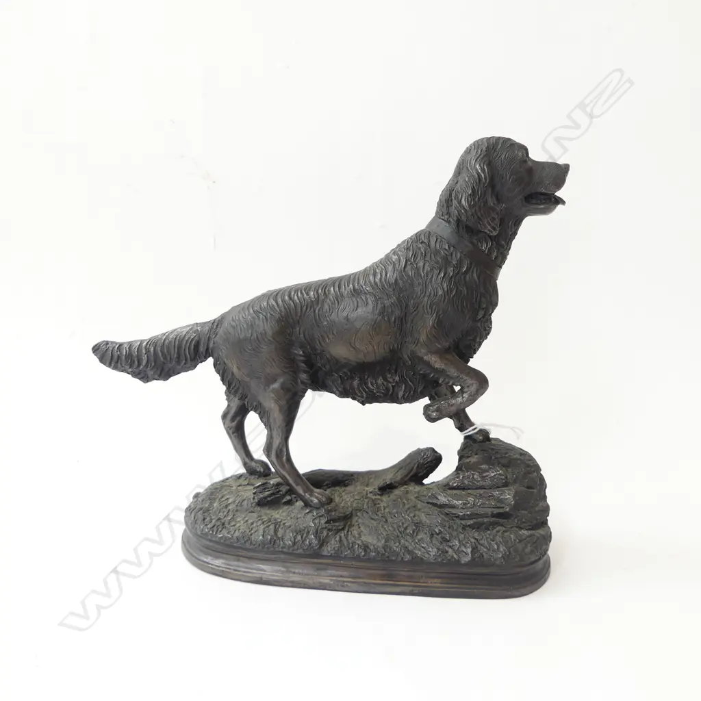 BRONZE RESIN DOG (TAIL REPAIRED) L.230mm Image 1++
