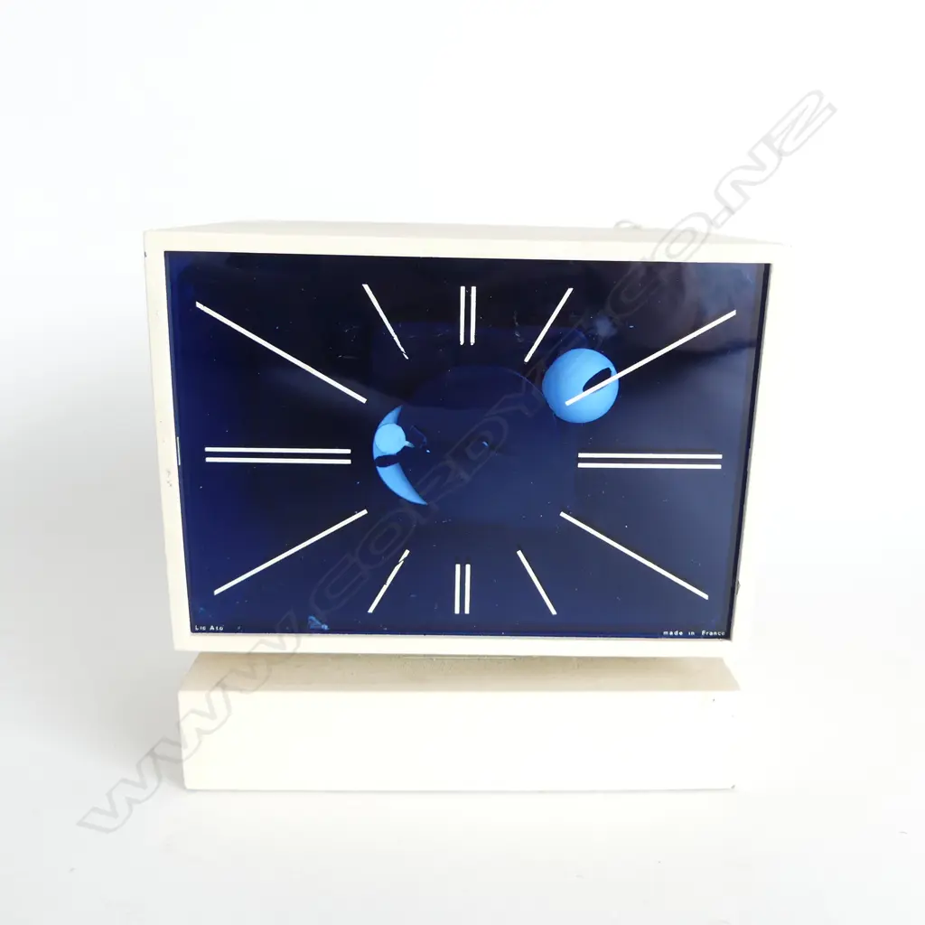 1960's PIERRE CARDIN JAEGER TABLE CLOCK, 'LIC ATO' LOWER LEFT, 'MADE IN FRANCE' LOWER RIGHT, NOT RUNNING, 130x130x90mm Image 1++