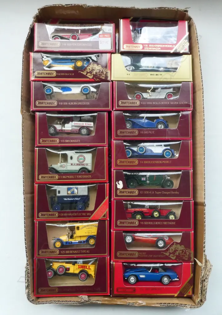18 BOXED MODELS OF YESTERYEAR  Image 1++