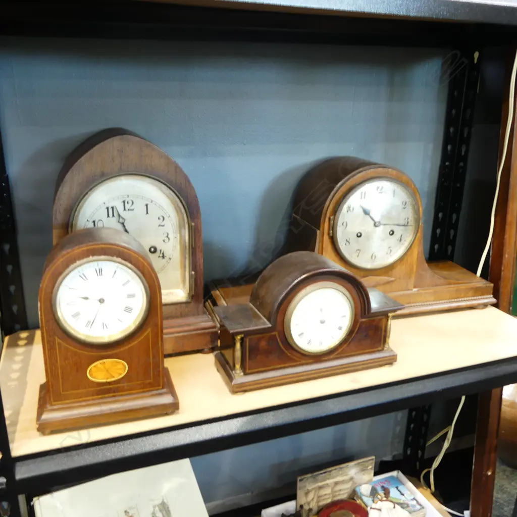 4 WOODEN MANTLE CLOCKS H.310mm Image 1++