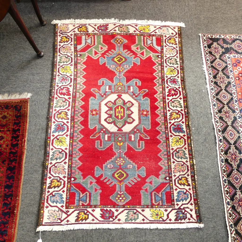 HAND KNOTTED WOOL PILE RUG 1500x1000mm Image 1++