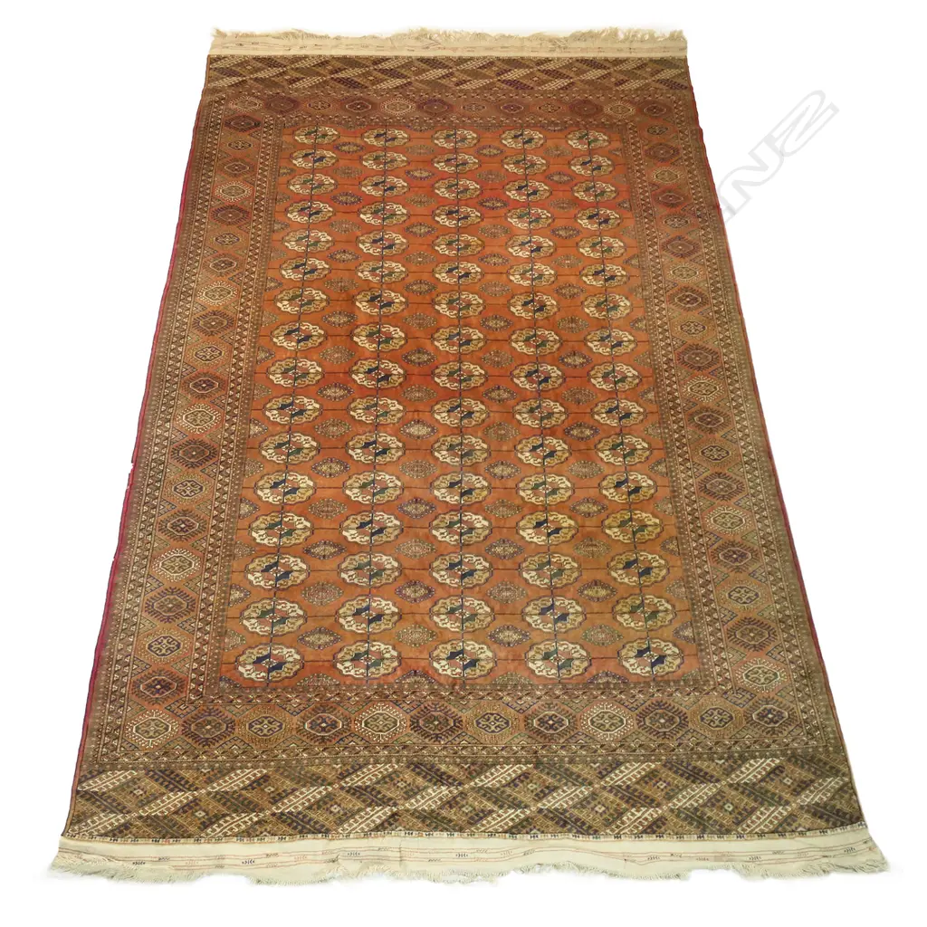 A semi antique tekke Bokhara carpet, Image 1++