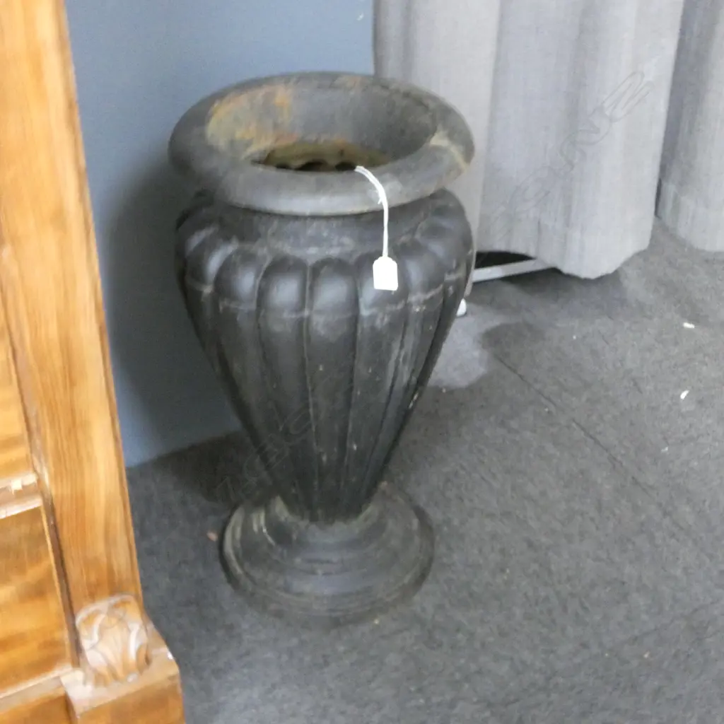 PR BLACK PAINTED CAST IRON GARDEN URNS H.650mm Image 1++