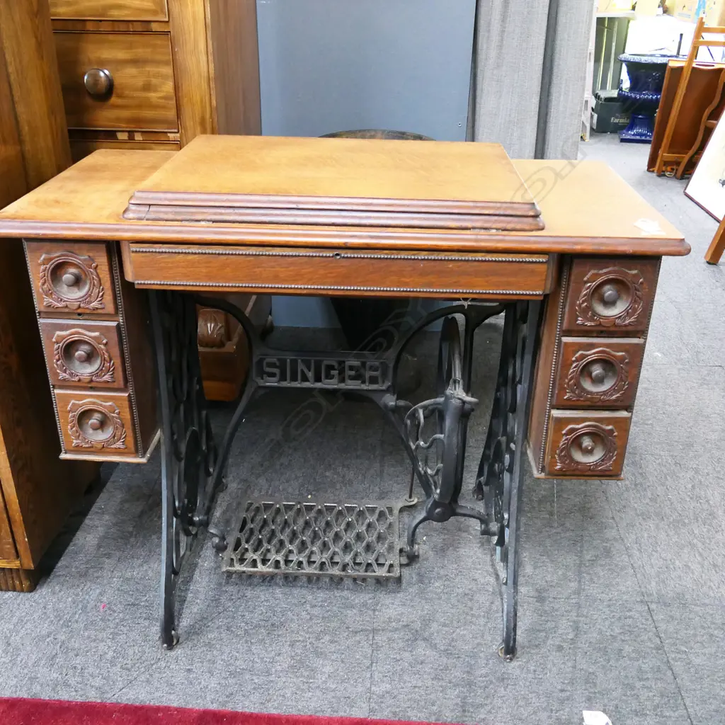 SINGER SEWING MACHINE 920x460mm Image 1++