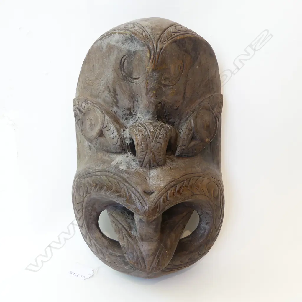CARVED WOODEN MAORI WHEKU MASK H.350mm Image 1++