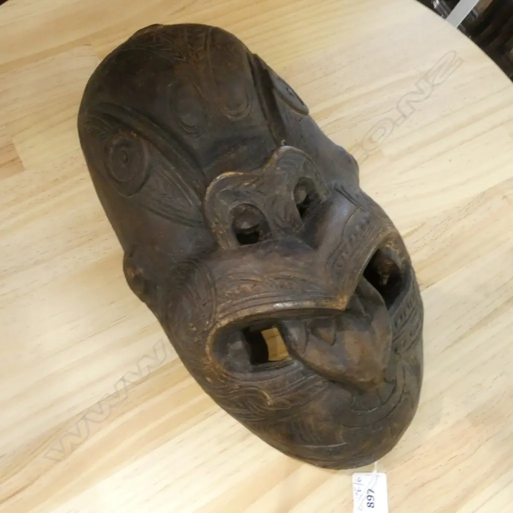 CARVED WOODEN MAORI WHEKU MASK H.390mm Image 1++