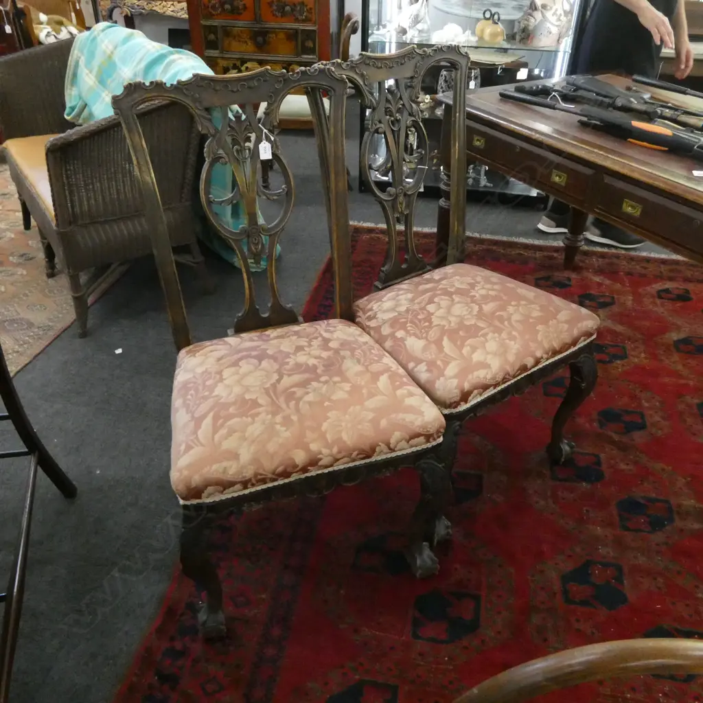 2 ANTIQUE CHAIRS  Image 1++