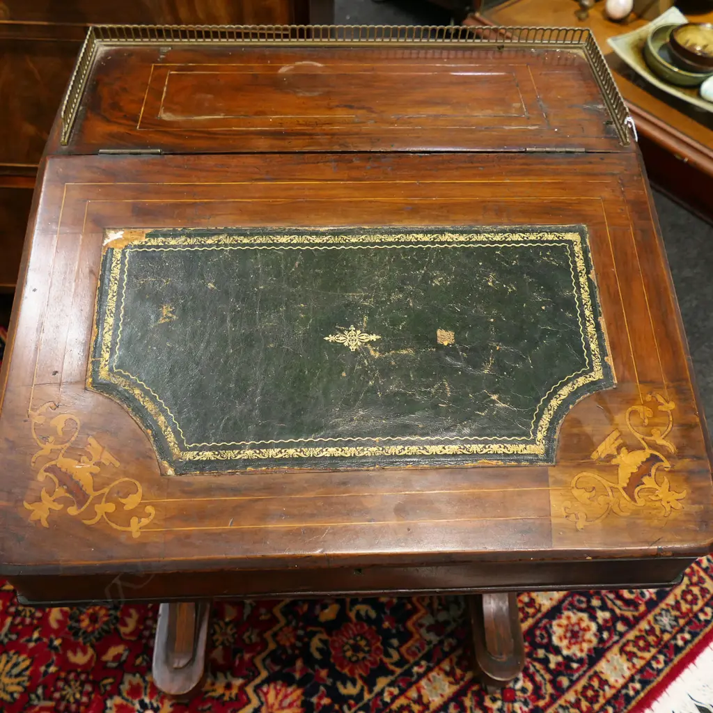 ANTIQUE DAVENPORT (FAULTS) 530x500x760mm Image 1++