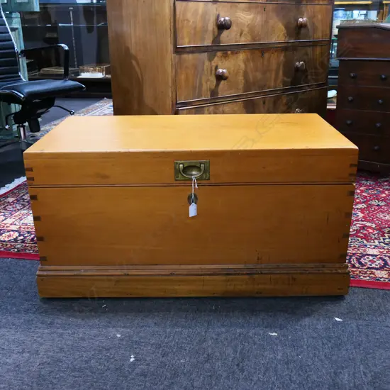 BLANKET CHEST 860x440x440mm