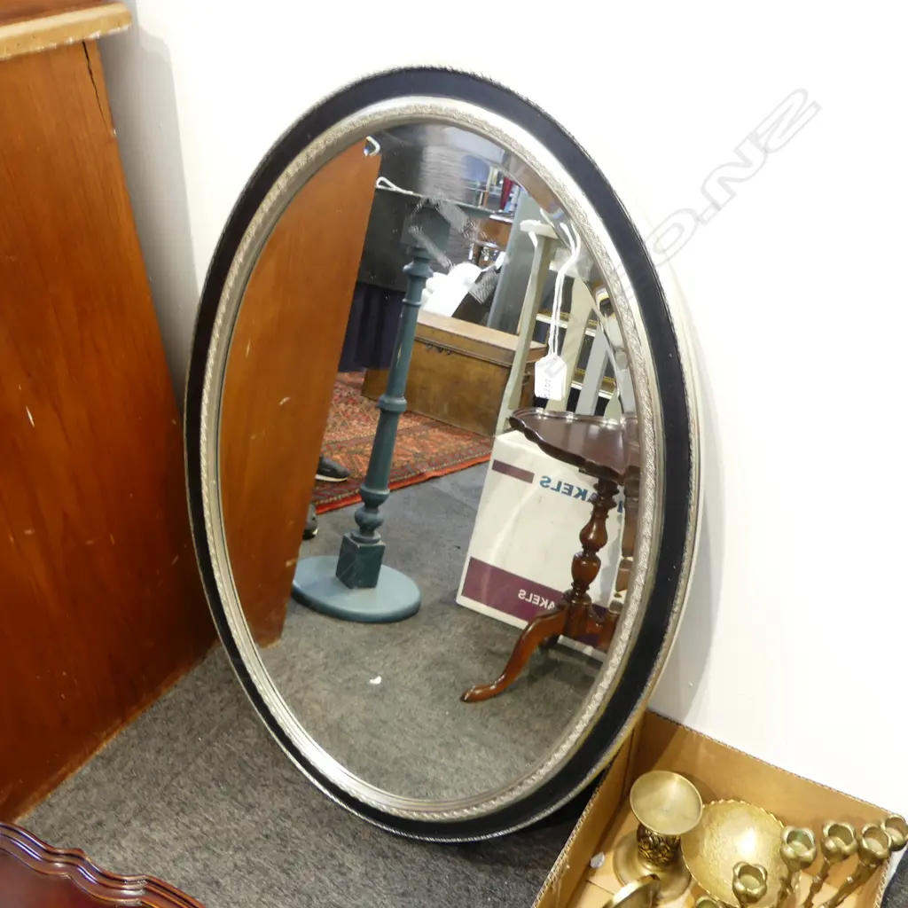 METAL FRAMED OVAL MIRROR H.840mm Image 1++