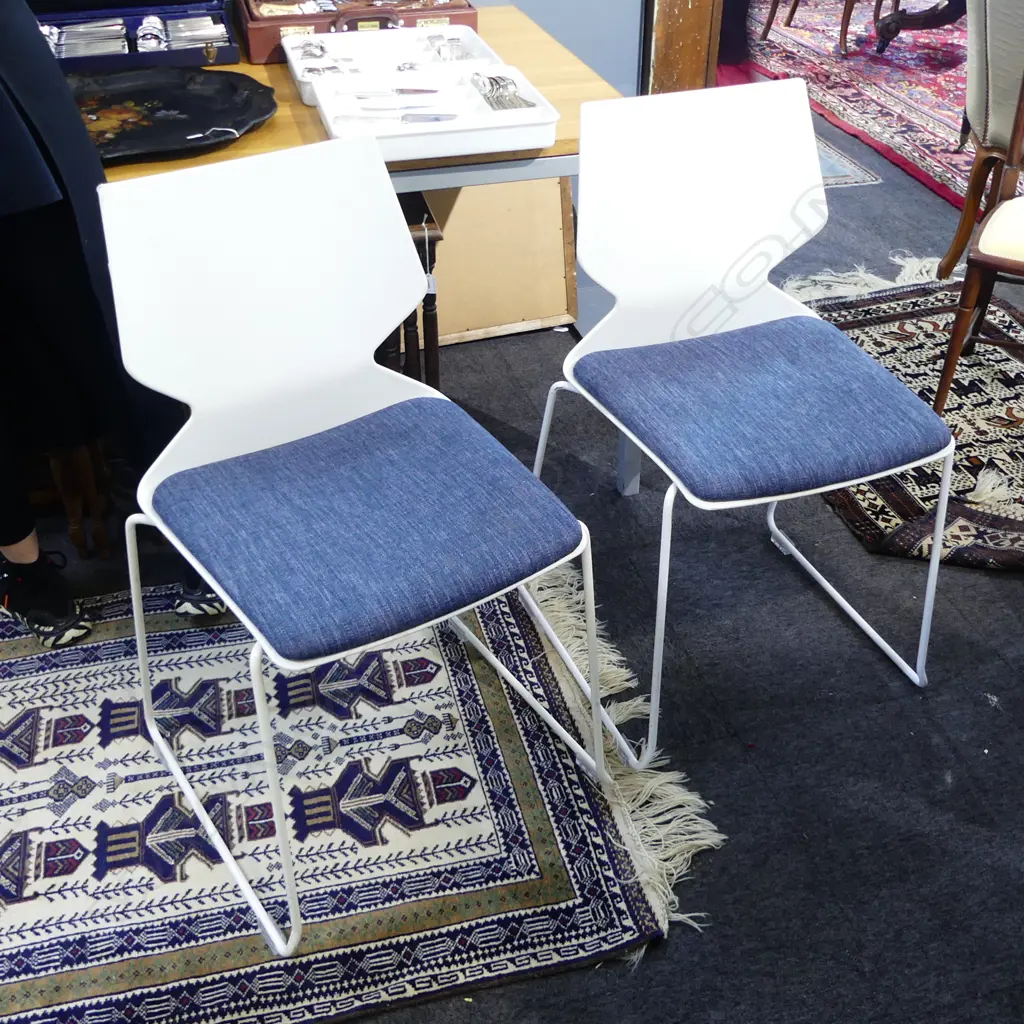 PR MODERN WHITE OFFICE CHAIRS Image 1++