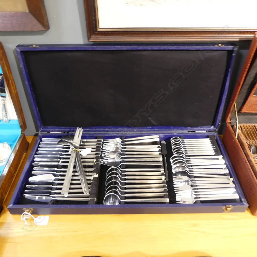 CANTEEN OF COPENHAGEN DENMARK CUTLERY w. 5 SALAD SERVERS Image 1++