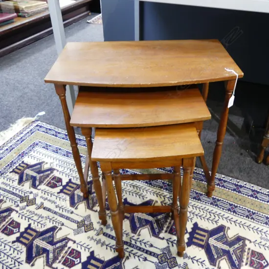 NESTING TABLE; 3, 1 MUCH LARGER  555x330x530mm