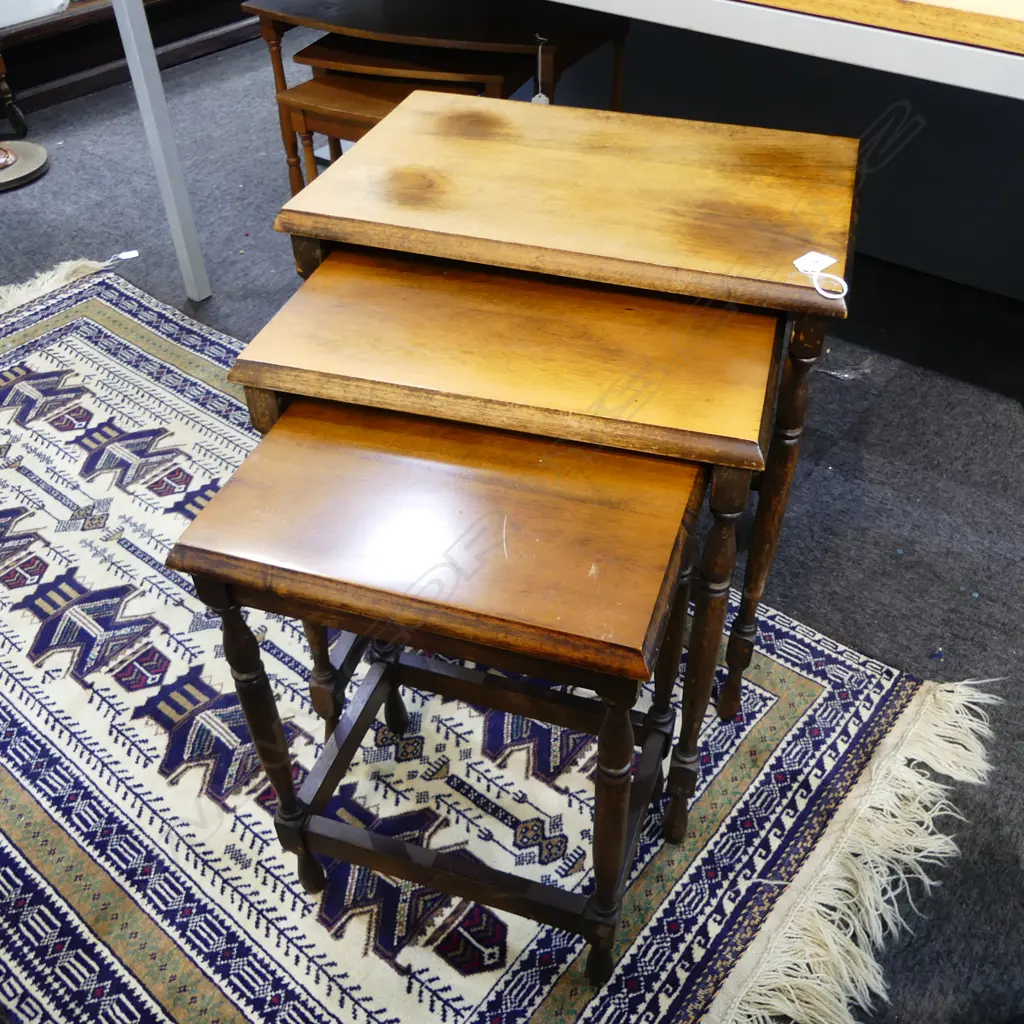 NEST OF 3 TABLES 500x350x570mm Image 1++