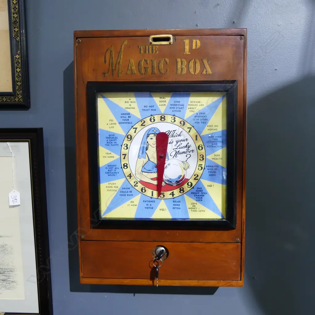 'THE MAGIC BOX' FORTUNE TELLING MACHINE 550x360mm Image 1++