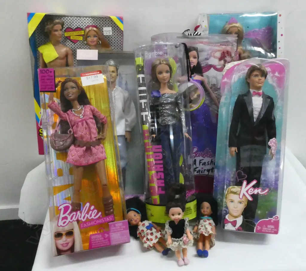 ASST. BARBIE DOLLS Image 1++