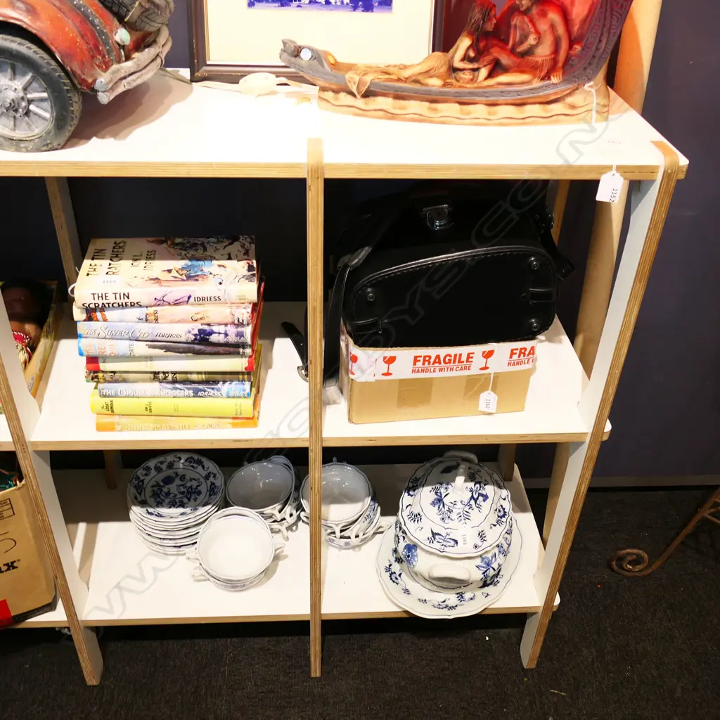 MODERN WHITE SHELVES 2045x380x990mm Image 1++