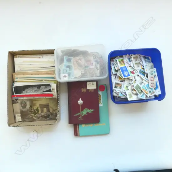 ASST NZ, AUST, WORLD POSTCARDS, ASST WORL POSTCARDS & 2 STAMP ALBUMS