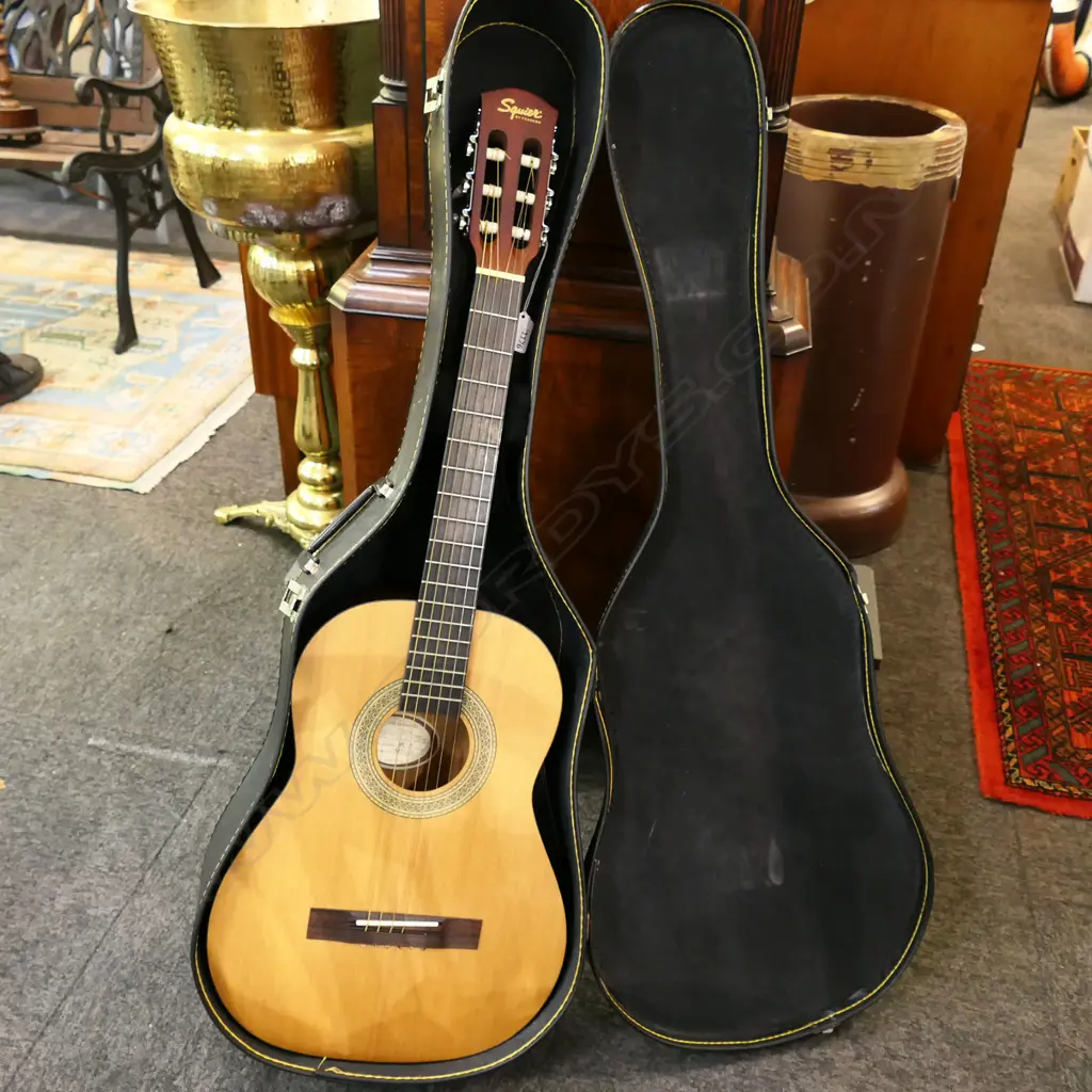 FENDER ACOUSTIC GUITAR + TUNER + ROADCASE Image 1++